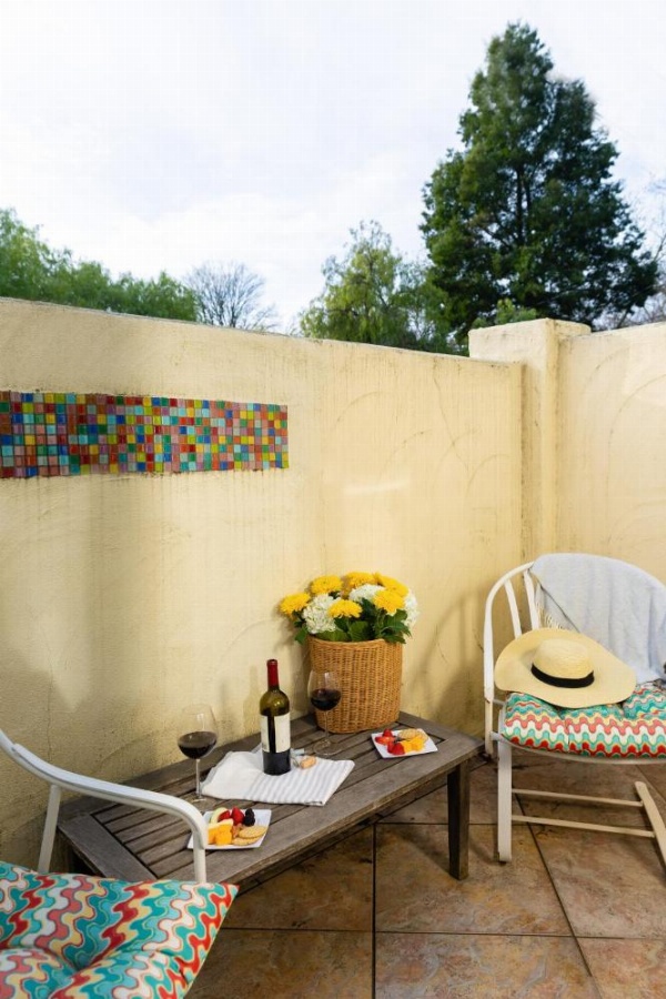 Sonoma Creek Inn image 17