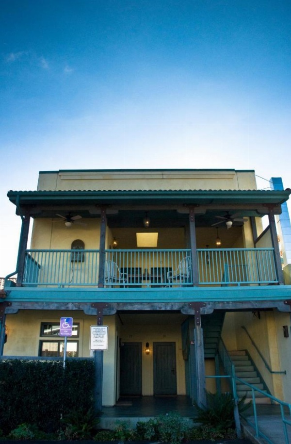 Sonoma Creek Inn image 27